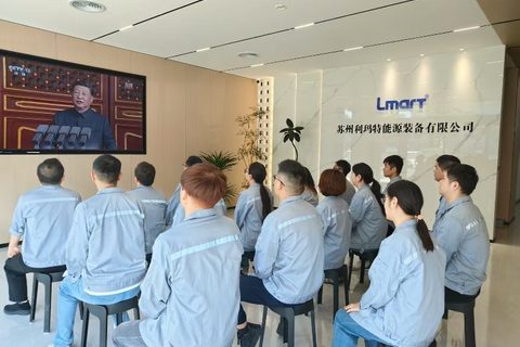 观阅兵盛典     展大国风范